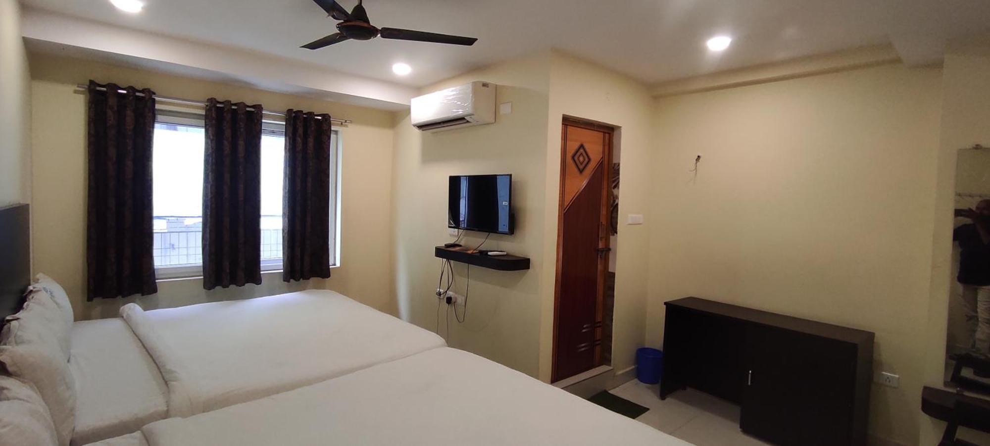 Arvind Stay Hotel, Rk Beach Vizag Visakhapatnam Exteriör bild