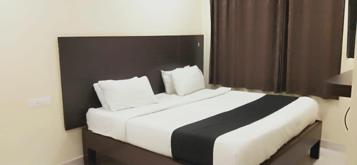 Arvind Stay Hotel, Rk Beach Vizag Visakhapatnam Exteriör bild
